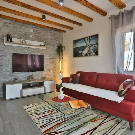 Apartamento Angela With Old Town View *