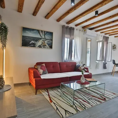 Apartment Angela With Old Town View Split