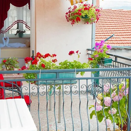Angela With Old Town View Apartamento Split